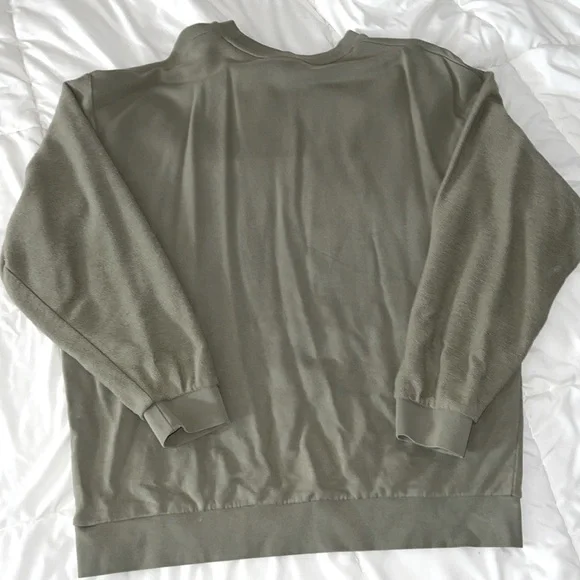 ASOS DESIGN oversized sweatshirt with cut and sew panel - Picture 6 of 6